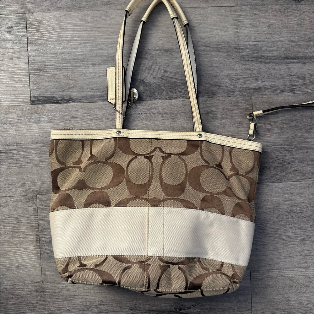 Vntg Coach Signature Tote Bag